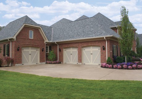 COACHMAN® collection garage doors