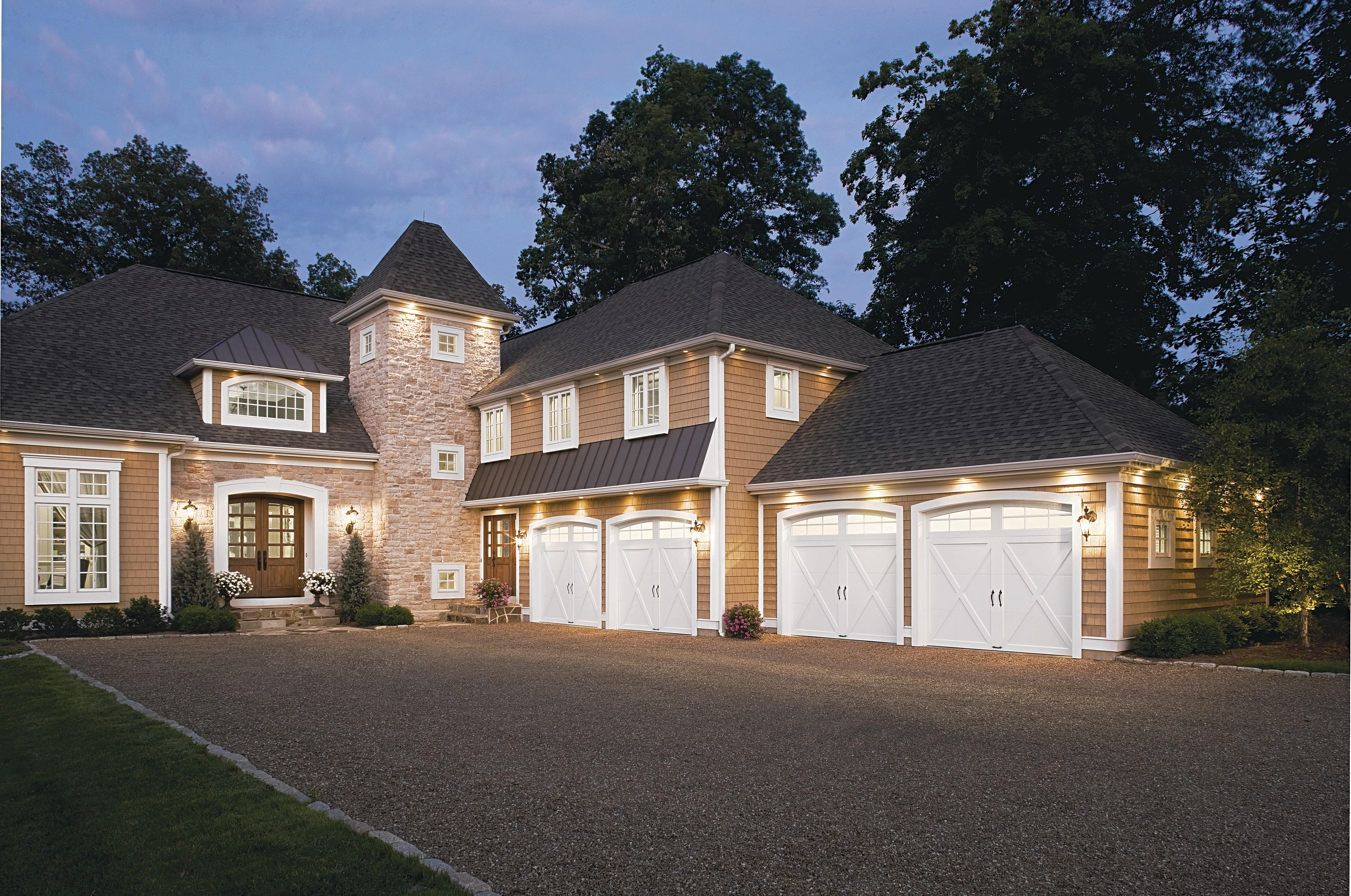 COACHMAN® collection garage doors