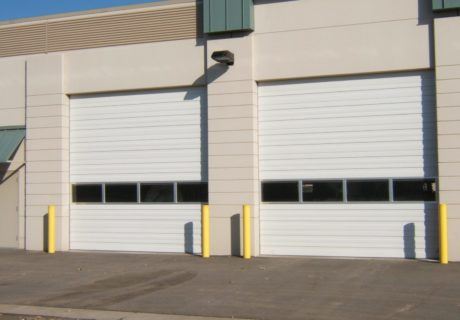 900 Series overhead doors