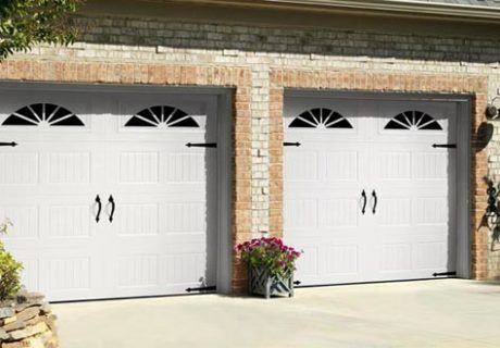 Amarr® Hillcrest garage doors