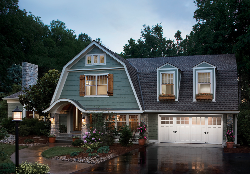 RESERVE® WOOD collection LIMITED EDITION series garage doors